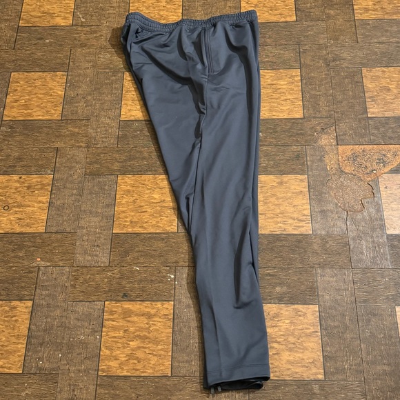 Brooks Sweatpants Puma Speedcat Jordan Retro AF1 New Balance 2002R Adidas Samba - Picture 4 of 5